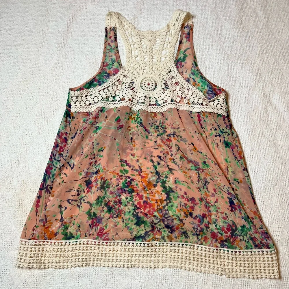 Collective concepts sheer floral blouse. - Picture 5 of 6